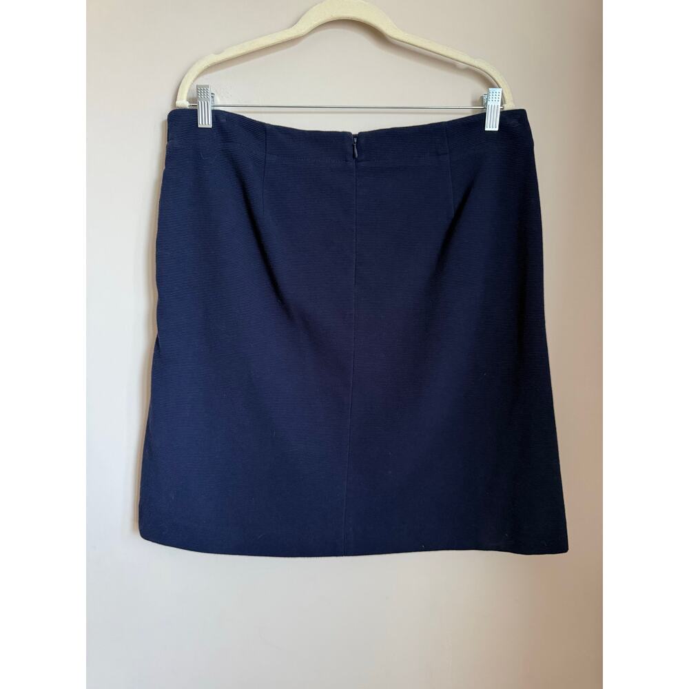 Talbots Navy Textured Cotton Blend Skirt Womens Size 12 Coastal Office Capsule - Picture 2 of 5